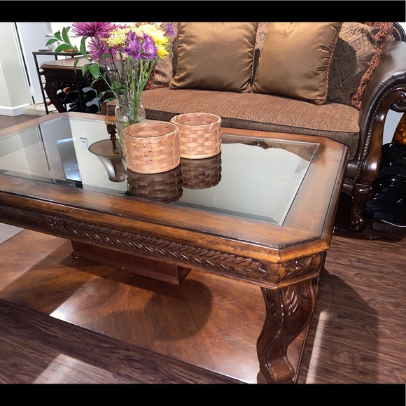 Couch set - Picture 4 of 7